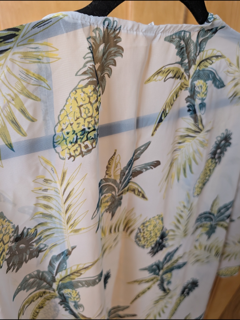 Tropical Pineapple Print Sheer Cover-Up / Kimono